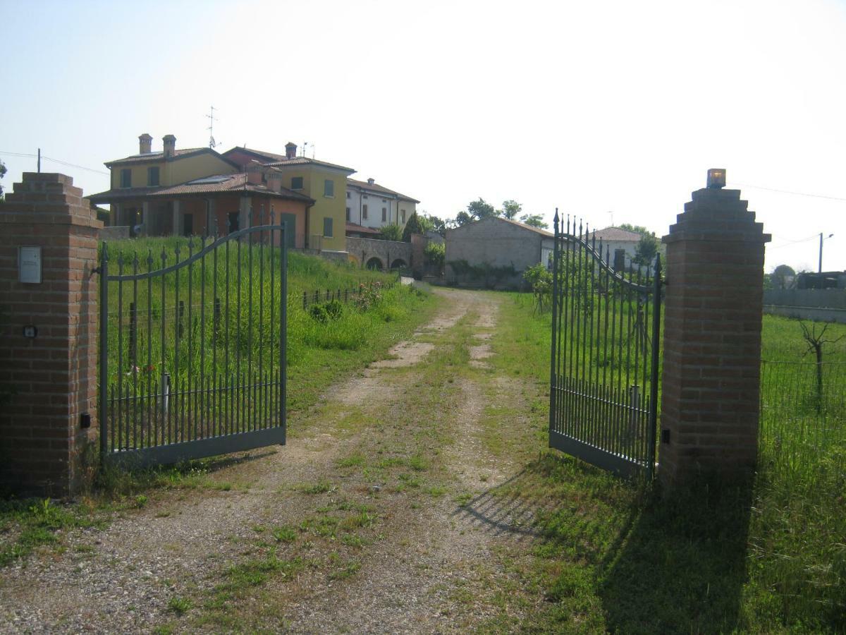 Casa In Campagna _Lori 볼타 만토바나 외부 사진