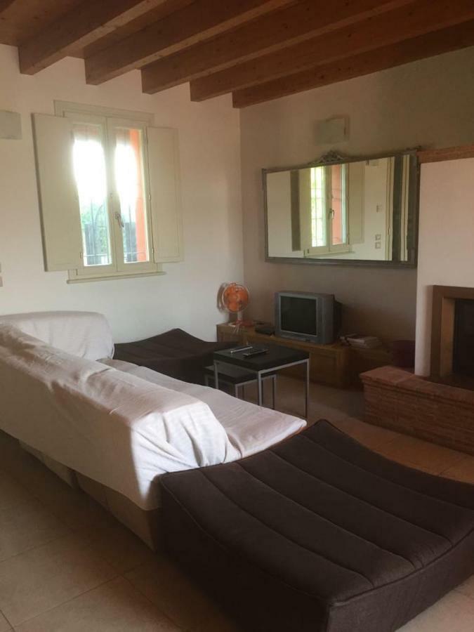 Casa In Campagna _Lori 볼타 만토바나 외부 사진